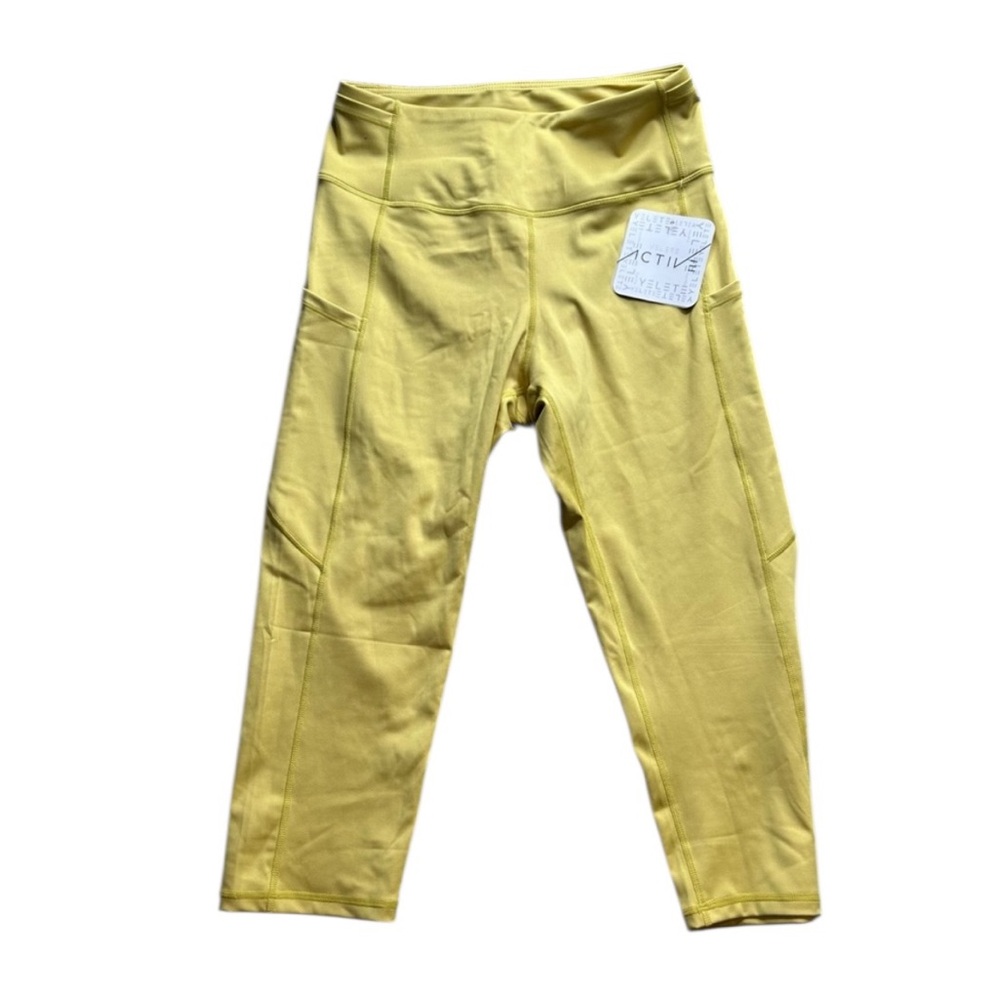 Yelete Active in “rich gold” Crop Leggings